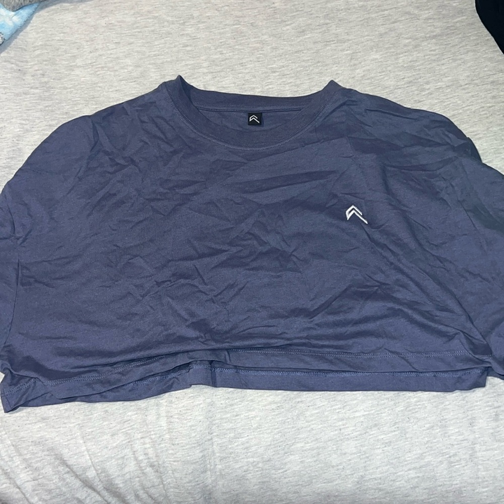 Oner Active Cropped T-Shirt BARELY WORN!!